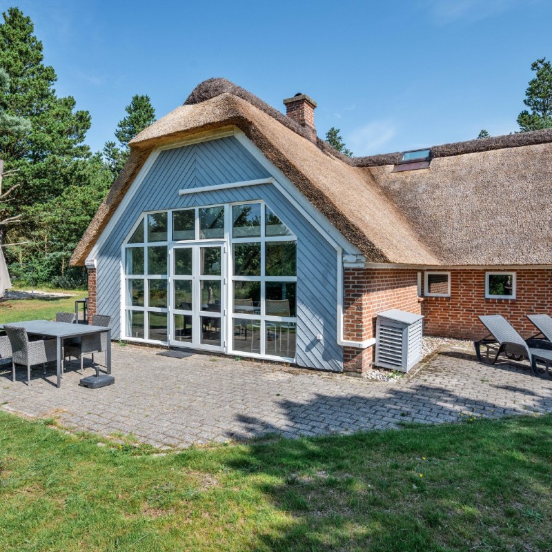 Sommerhus - 10 personer -  - Guldvangen - Houstrup - 6830 - Nr. Nebel