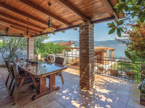 Sommerhus - 8 personer -  - Bana Josipa Jelacica - Ciovo-Slatine - 21224 - Slatine