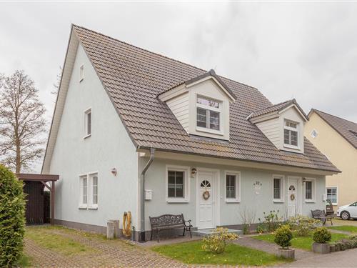 Holiday Home/Apartment - 6 persons -  - Mühlenweg - 17449 - Trassenheide