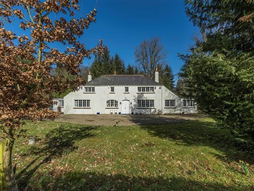 Holiday home - 10 persons -  - AB45 2AX - Cornhill