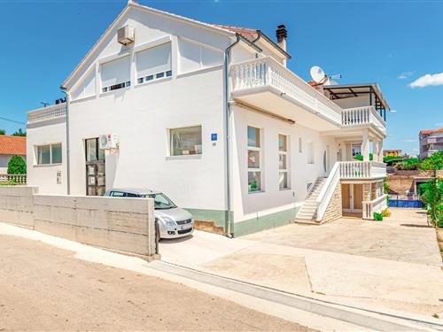 Semesterhus/Semesterlägenhet - 5 personer -  - Docine - 22 211 - Vodice