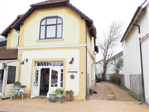 Holiday Home/Apartment - 5 persons -  - Kirchenweg - 25980 - Westerland