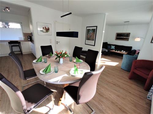 Holiday Home/Apartment - 8 persons -  - Norderpiep - 25761 - Büsum