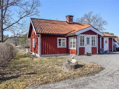 Holiday Home/Apartment - 6 persons -  - Övre Slatorp - Söderköping/S:T Anna - 614 90 - Söderköping