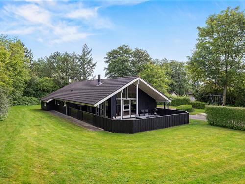 Holiday Home/Apartment - 8 persons -  - Solbærvangen - Jegum - 6840 - Oksbøl