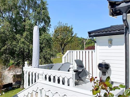  - 4 personer -  - Lagmannsneset - 5943 - Austrheim