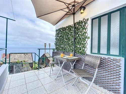 Feriehus - 4 personer -  - 9270-104 - Ribeira Da Janela