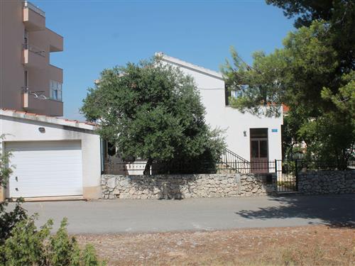 Holiday apartment - 6 persons -  - Put Garbine 14, Bušinci - 21223 - Okrug Gornji