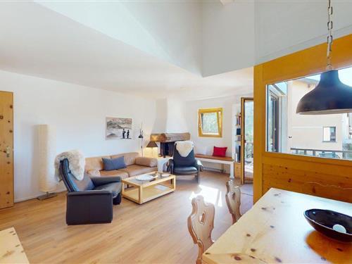 Holiday apartment - 5 persons -  - Via Dals Ers - 7504 - Pontresina