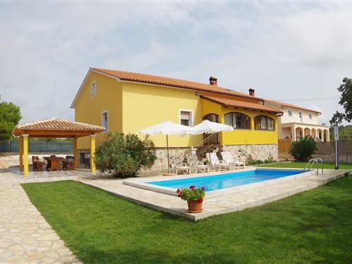 Villa - 8 personer -  - 52342 - Svetvincenat