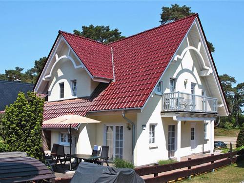 Holiday Home/Apartment - 6 persons -  - 17449 - Trassenheide