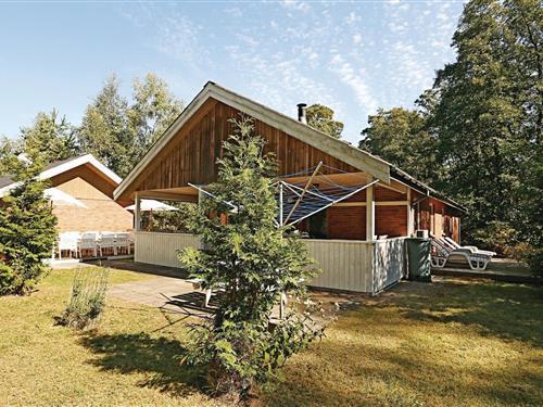 Sommerhus - 9 personer -  - Munkegårdsskoven - Dueodde - 3730 - Nexø