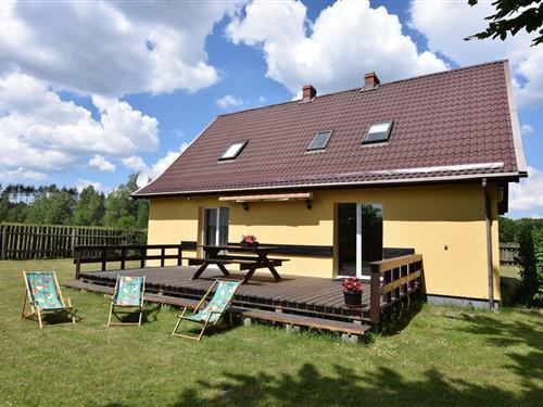 Holiday Home/Apartment - 10 persons -  - 77124 - Parchowo