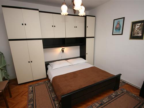 Holiday Home/Apartment - 3 persons -  - Povljana - 23249 - Povljana