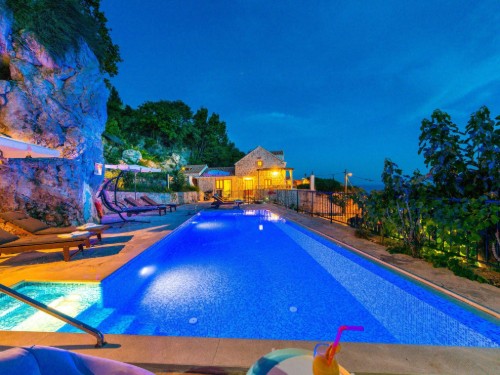 Holiday home - 8 persons -  - 20207 - Dubrovnik/Mlini