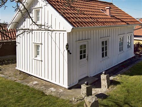 Holiday Home/Apartment - 5 persons -  - Vatulandsgatan - 45231 - Strömstad