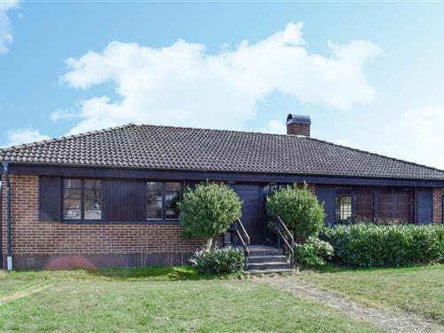 Fritidshus - 8 personer -  - Plöjarevägen - Karlshamn/Asarum - 374 53 - Asarum