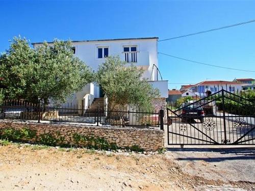 Holiday Home/Apartment - 8 persons -  - Supetar - 21400 - Supetar