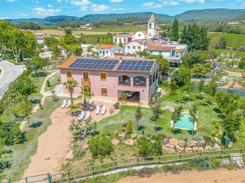 Holiday home - 10 persons -  - Barrio santa María - 08736 - Guardiola De Fontrubí