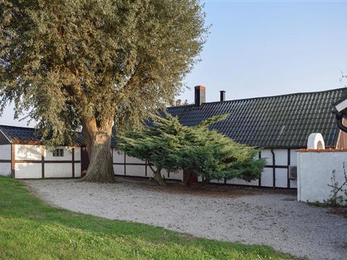 Sommerhus - 5 personer -  - Hans Ols väg - Glemmingebro/Ystad - 271 75 - Glemmingbro