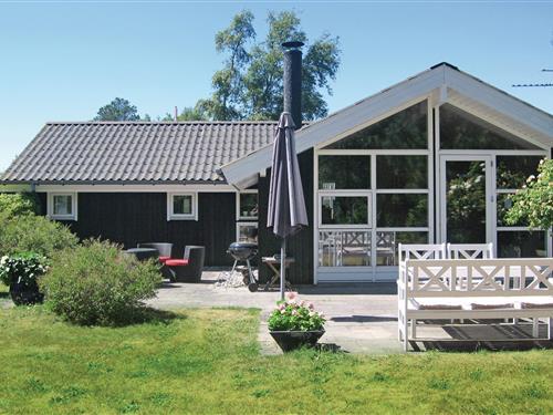 Sommerhus - 5 personer -  - Bøtøvej - Marielyst - 4873 - Væggerløse