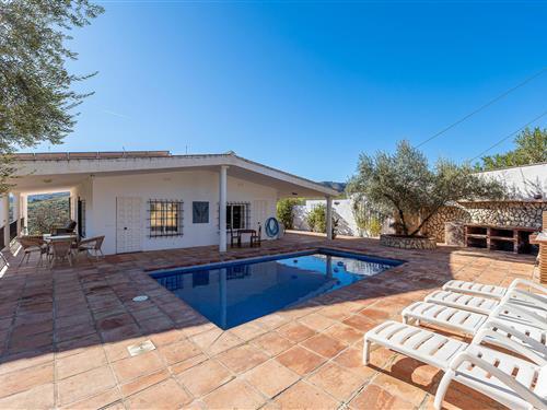 Sommerhus - 8 personer -  - Camino La Solana poligono - Riogordo - 29180 - Malaga