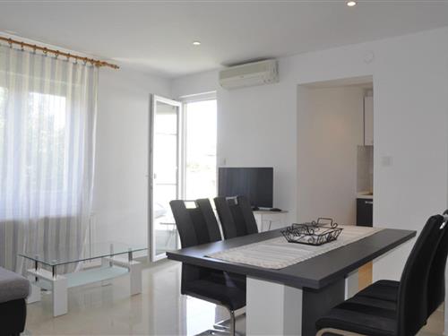 Ferieleilighet - 6 personer -  - 51280 - Rab