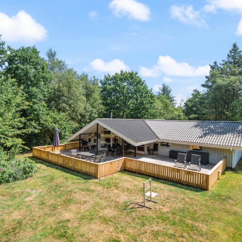 Sommerhus - 8 personer -  - Fyrrekrogen - Houstrup - 6830 - Nr. Nebel