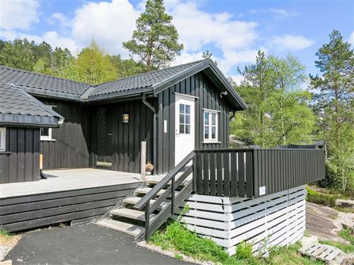 Sommerhus - 5 personer -  - Eikerapen - 4544