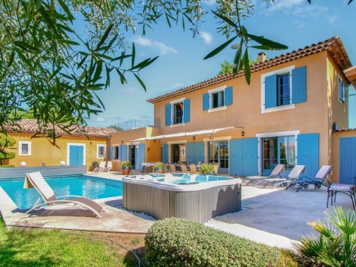 Holiday home - 10 persons -  - rue des Benoits - 84400 - Villars