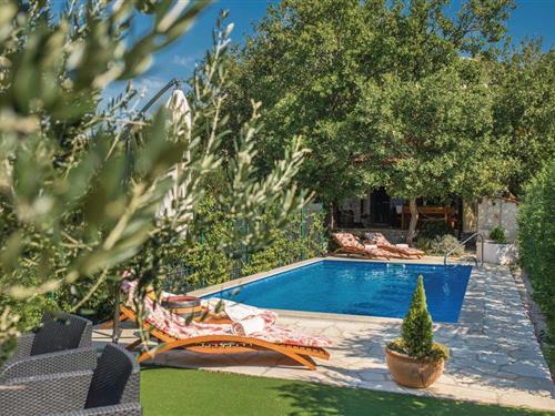 Holiday home - 4 persons -  - Zavala - Ploce-Klek - 20356 - Klek