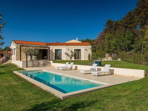 Sommerhus - 4 personer -  - Majkusi - 52463 - Višnjan