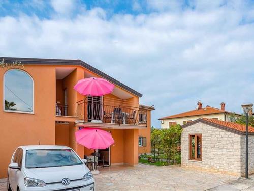 Holiday Home/Apartment - 3 persons -  - 52470 - Umag