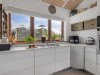 Image 17 - Kitchen