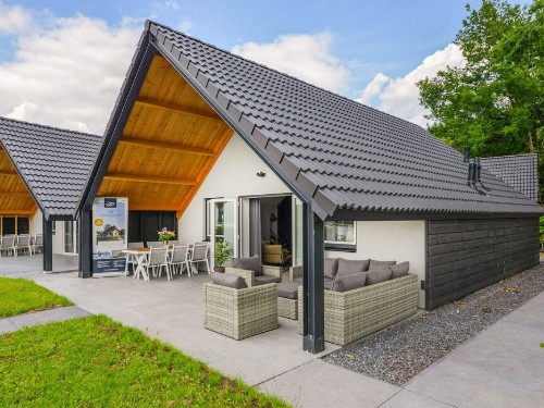 Holiday home - 6 persons -  - Zandstraat - 5331 PG - Kerkdriel