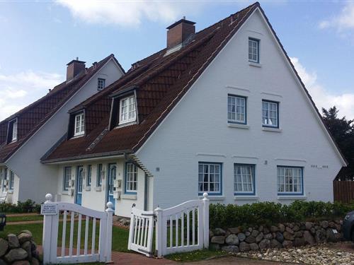 Holiday Home/Apartment - 3 persons -  - Seestr. - 25996 - Sylt/Ot Wenningstedt