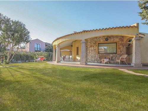 Sommerhus - 4 personer -  - Via Ichnusa 17 (ex - Costa Rei - 09043 - - Ca-