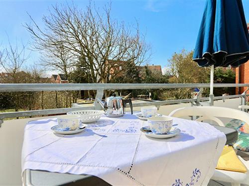 Holiday apartment - 3 persons -  - Dünenstraße - 26571 - Juist