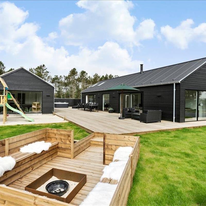Sommerhus - 12 personer -  - Kringelbækvej - Grønhøj - 9480 - Løkken