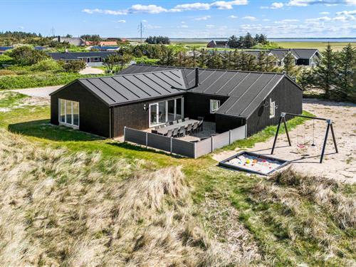 Sommerhus - 12 personer -  - Vestklitvej - Klegod - 6950 - Ringkøbing