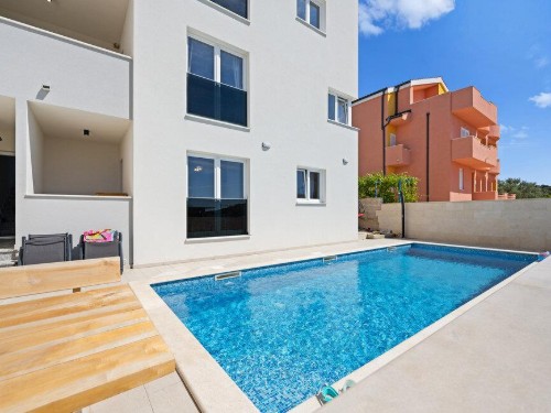 Ferielejlighed - 5 personer -  - Ljoljinica - Rogoznica-Razanj - 22203 - Razanj