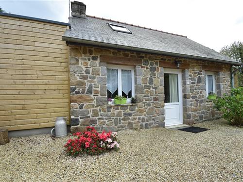 Sommerhus - 4 personer -  - 22290 - Saint-Gilles-Les-Bois