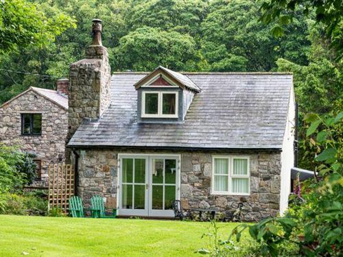 Holiday home - 2 persons -  - CH7 5JA - Pantymwyn