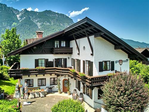 Holiday Home/Apartment - 12 persons -  - Klarweinstraße - 82467 - Garmisch-Partenkirchen