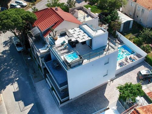 Holiday Home/Apartment - 3 persons -  - Grgura Ninskog - 22211 - Vodice