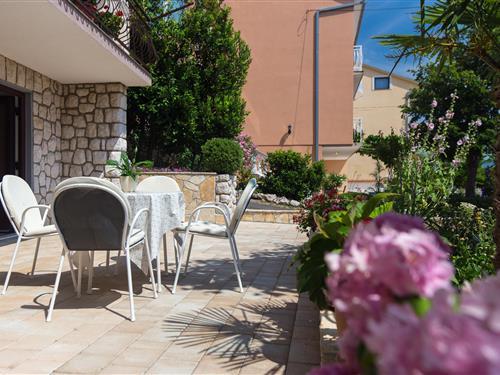 Holiday Home/Apartment - 4 persons -  - Novi Vinodolski - 51250 - Novi Vinodolski