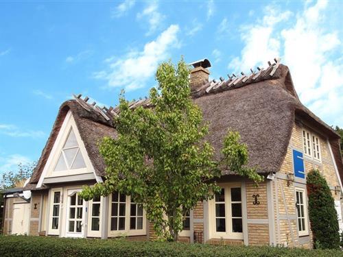 Sommerhus - 6 personer -  - Schrün - 24407 - Oersberg