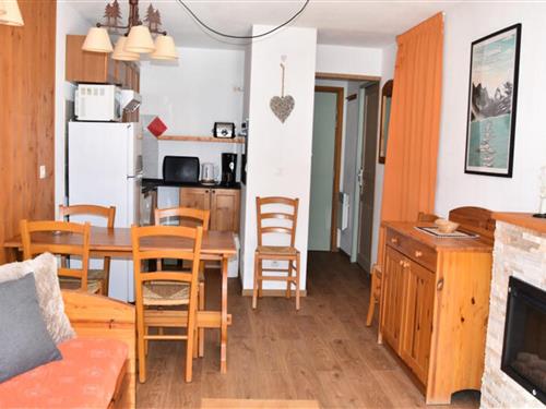 Holiday Home/Apartment - 4 persons -  - 73710 - Pralognan-La-Vanoise