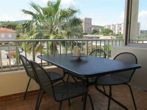 Holiday home - 4 persons -  - 83120 - Sainte Maxime