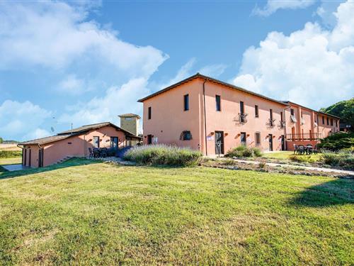 Holiday Home/Apartment - 4 persons -  - 06061 - Castiglione Del Lago